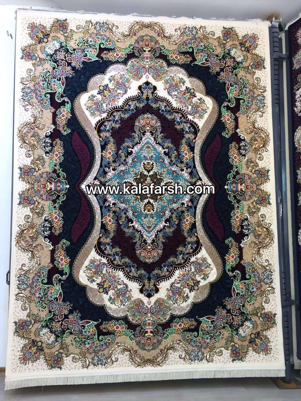 فرش ماشینی طرح زیبای چشمک 1200 شانه