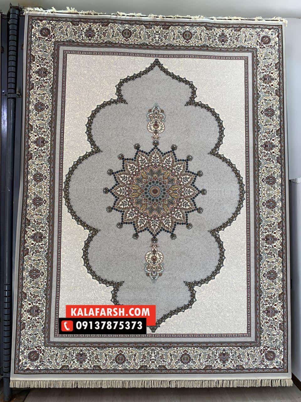 فرش کاشان طرح آریا 700 شانه